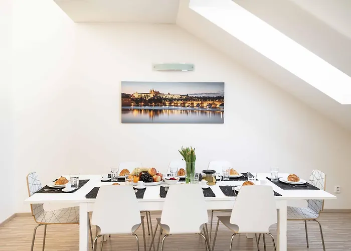 Apartmán 150m² 4br Duplex Near Metro & Center