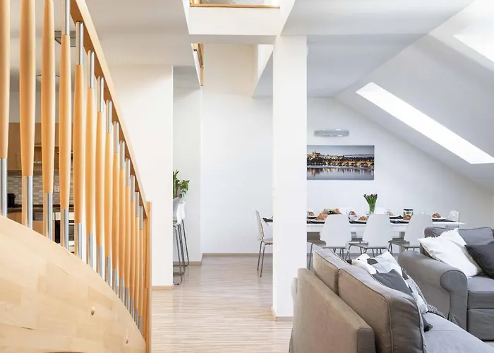 Apartmán 150m² 4br Duplex Near Metro & Center