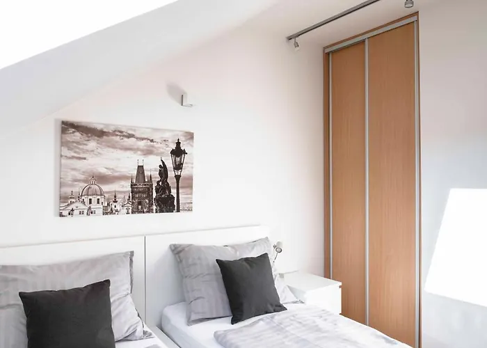 Apartmán 150m² 4br Duplex Near Metro & Center *