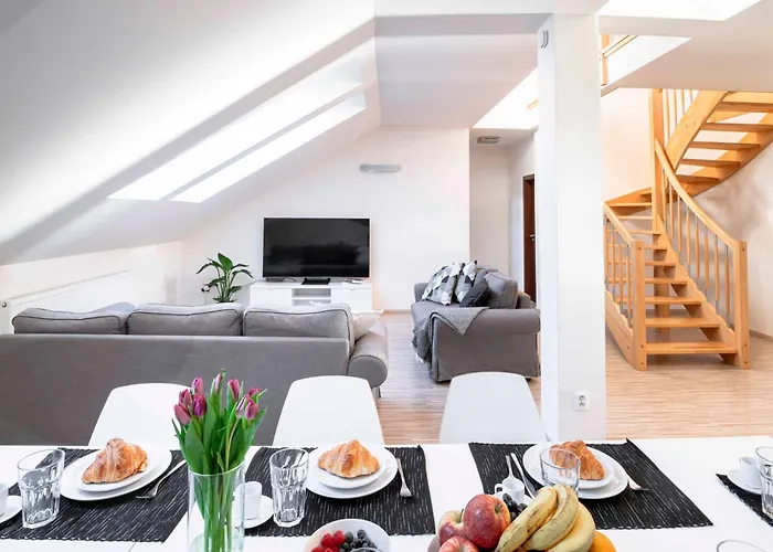 150m² 4br Duplex Near Metro & Center